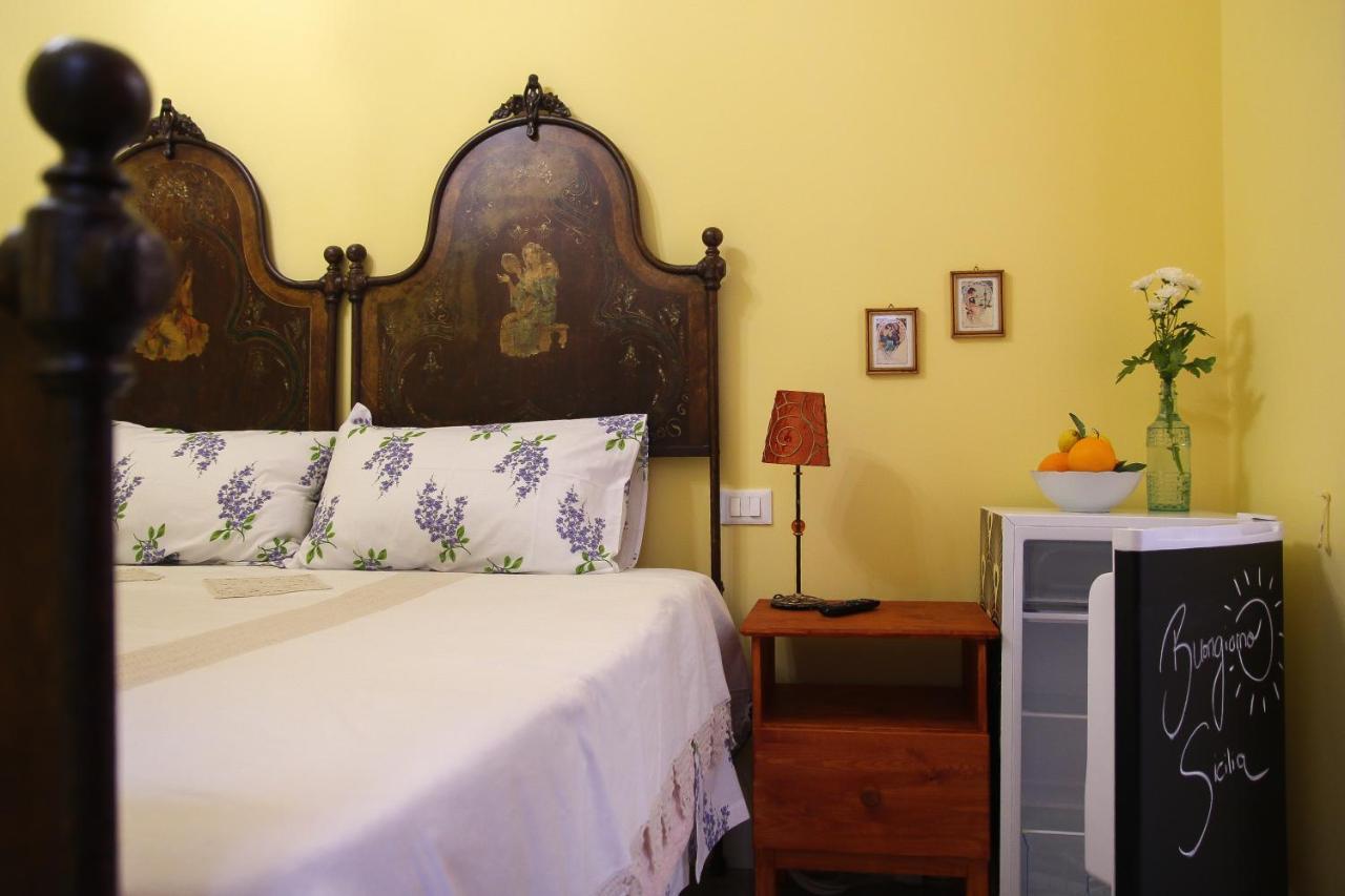 Casa Pinello Hotel Palermo Bagian luar foto